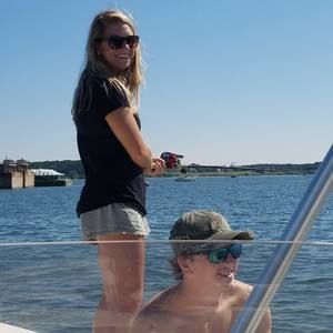 Meet your Posher, Kayla